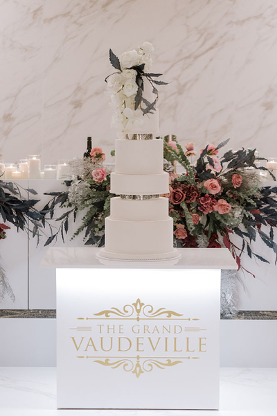 The Grand Vaudeville 3